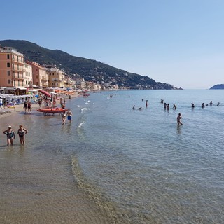 Gli italiani nel 2018 sono rimasti in Italia per le vacanze: Liguria tra le prime tre regioni