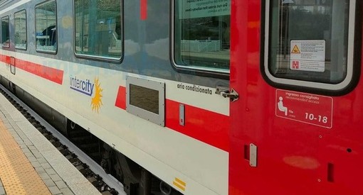 Lavori al nodo di Genova: 6 week end senza treni tra Cogoleto e Sestri, stop agli intercity tra Genova e Savona