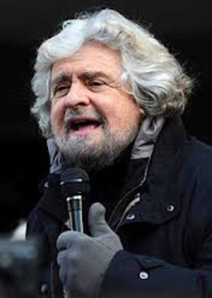 MPS, Grillo: peggio di tangentopoli, Craxi e Parmalat