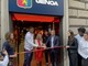 La pioggia non ferma i tifosi, in centinaia oggi per l’apertura del nuovo Genoa Store