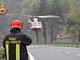 Passo del Bracco, 25enne cade con la moto e resta incastrata nel guard rail: interviene l'elicottero