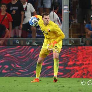 Gudmundsson e Martinez tengono a galla il Genoa influenzato, ma a Bologna la decide ancora il recupero ed è 1-1