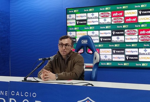 Samp, Manfredi ringrazia i tifosi e scuote la squadra: &quot;19.344 abbonati testimonianza d'amore. Deluso per la sconfitta, ma deve essere un incidente di percorso&quot;