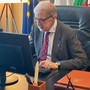 Marco Bucci al lavoro nei nuovi uffici in Regione