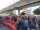 &quot;No allo spostamento delle riparazioni navali&quot;, lavoratori in corteo, una delegazione incontra l'autorità portuale (foto e video)