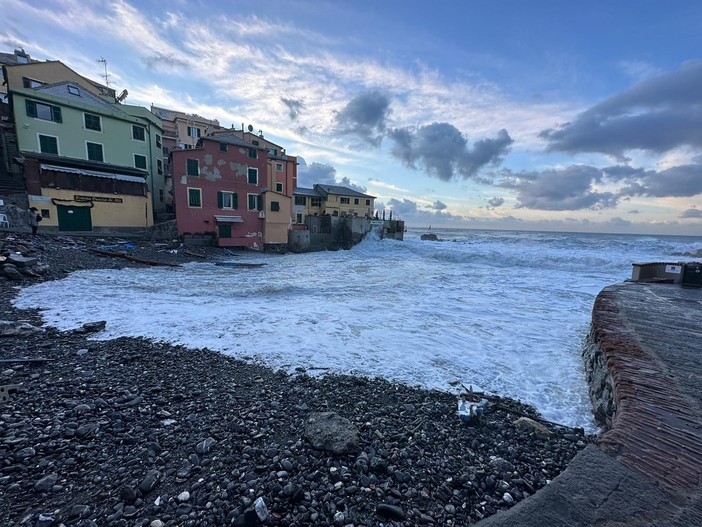 Boccadasse, il Comune anticipa: “In corso studi su correnti e maree per la protezione a mare”