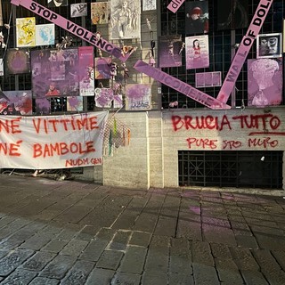 Vergogna a Genova: vandalizzato il muro femminista di Wall of Dolls