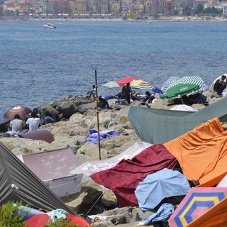 Presidio in piazza De Ferrari per un'accoglienza europea condivisa e solidale