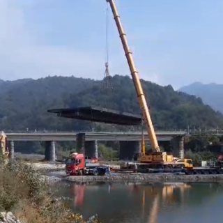 Ronco Scrivia, varato il primo impalcato del ponte di Pietrafaccia