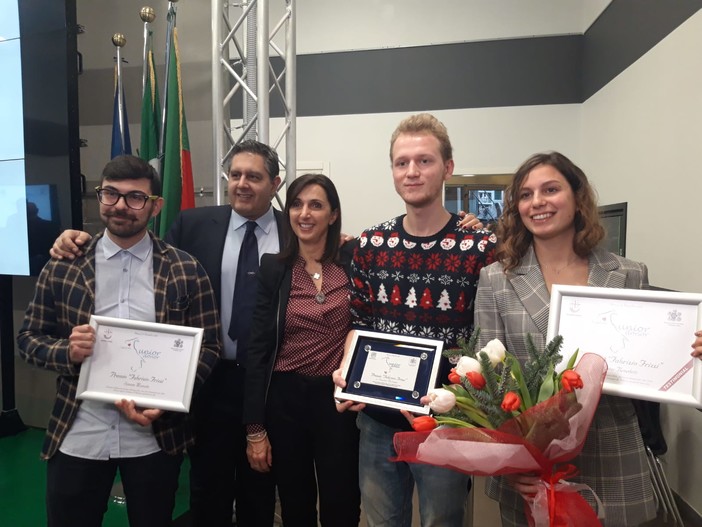 Assegnato al più giovane donatore di midollo osseo italiano il premio &quot;Fabrizio Frizzi&quot;