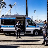 Sicurezza stradale, a Genova multe in calo per divieti di sosta e velocità. Ma a Marassi scattano le sanzioni con le fotografie