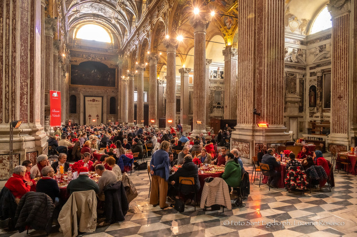 Il pranzo di Natale ‘degli ultimi’ della Comunità di Sant’Egidio in Liguria: attese settemila persone