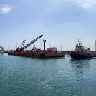 Waterfront, collocato oggi il pontone Santa Lucia