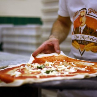 Apre la storica pizzeria Da Michele, si parte il 12 settembre