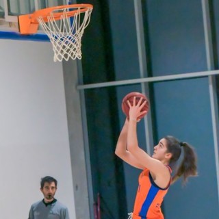 Esordio con vittoria per Basket Pegli contro Castelnuovo Scrivia