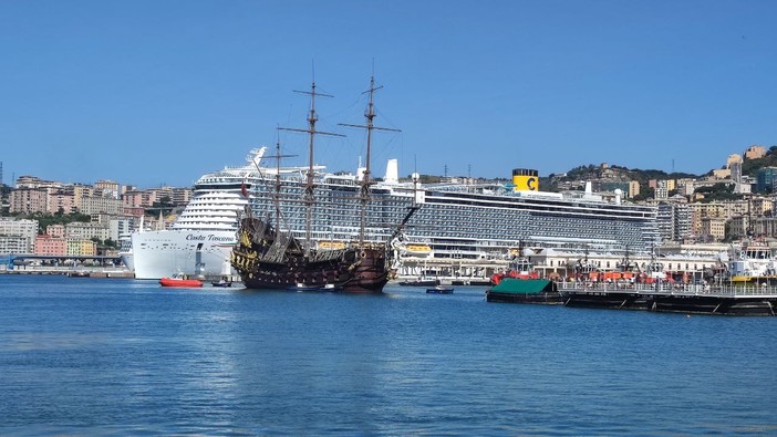 Porto Antico, il Galeone Neptune torna a Ponte Calvi (foto)