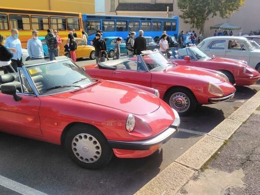 Ronco Scrivia, il 9 ottobre l'appuntamento con 'Auto d'epoca in Piazza'