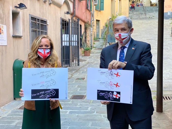 Riparte il bando per il rilancio di via Pré: inaugurati atelier di ceramica e un noleggio di biciclette (FOTO)