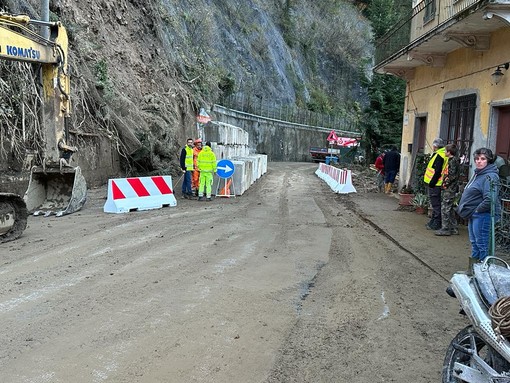 Rezzoaglio, riaperta a senso unico alternato la strada interrotta da una frana