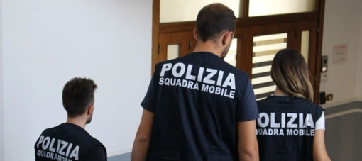 Aggredirono un ragazzo ai Giardini Luzzati, rintracciati e arrestati tre minori