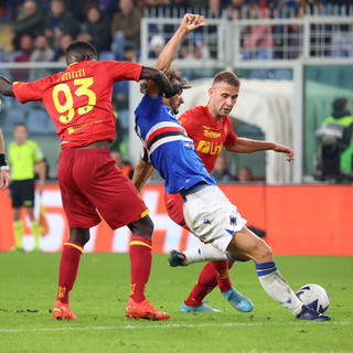 Una fase del match di andata tra Samp e Lecce (foto di Gabriele Siri)