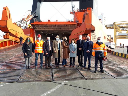 Visita al set della nuova fiction di Raiuno &quot;Blanca&quot; allestito al terminal Messina (FOTO)