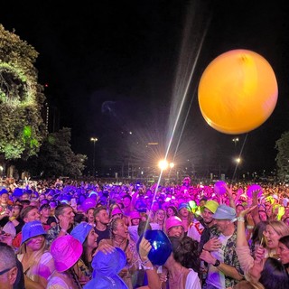 45mila spettatori in piazza della Vittoria per il Tezenis Summer Festival