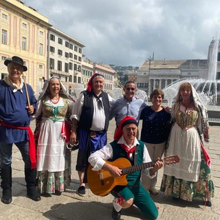 Da Bogotà alla Liguria, il viaggio del 'turista delle radici' Daniel sulle orme degli antenati