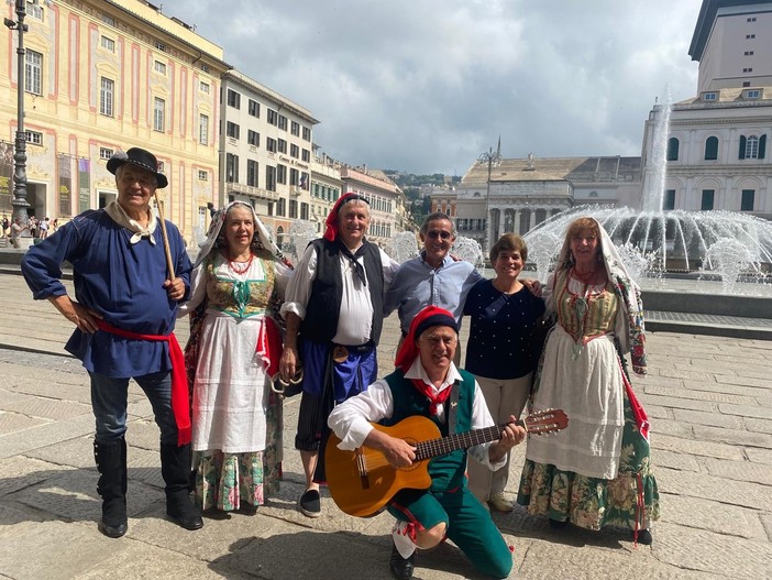 Da Bogotà alla Liguria, il viaggio del 'turista delle radici' Daniel sulle orme degli antenati