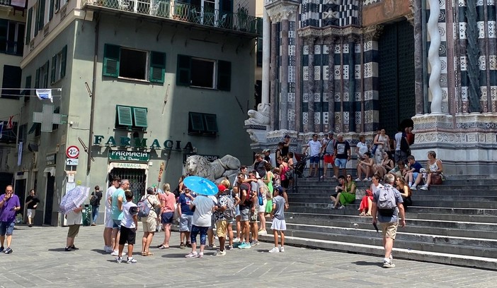 Primo giorno di estate vera a Genova: e scattano subito le misure anti caldo