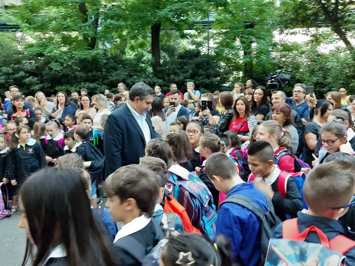 Toti in Valpolcevera e Sampierdarena per l'inizio dell'anno scolastico: &quot;Ultimo inverno senza il nuovo ponte&quot;