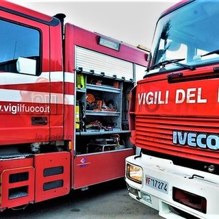 Incendio in via Napoli, muore una donna di 94 anni