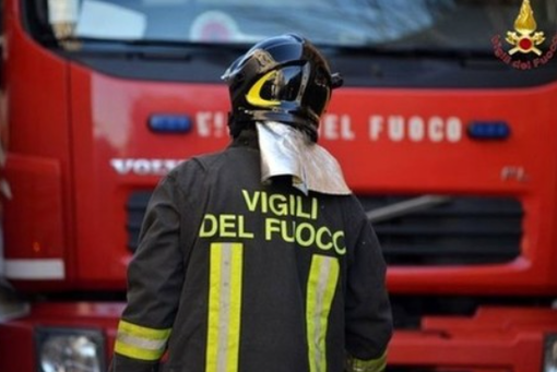 Principio d'incendio in una pizzeria della Foce