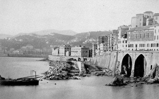 Meraviglie e leggende di Genova - Le Mura della Marina e la circonvallazione a mare