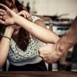 La Regione stanzia fondi per centri antiviolenza e nuove case rifugio per donne vittime di violenza