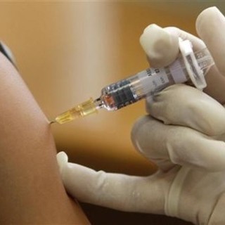 Vaccini ai vulnerabili, il Ministero li fa slittare dopo la fascia degli over 60