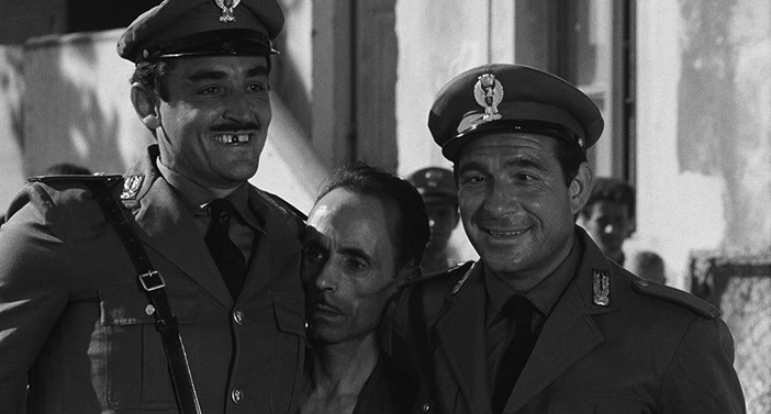 Rassegna Gassman al cinema Sivori di Genova: martedì 13 settembre &quot;I mostri&quot; di Dino Risi introdotto da Nicola Pannelli