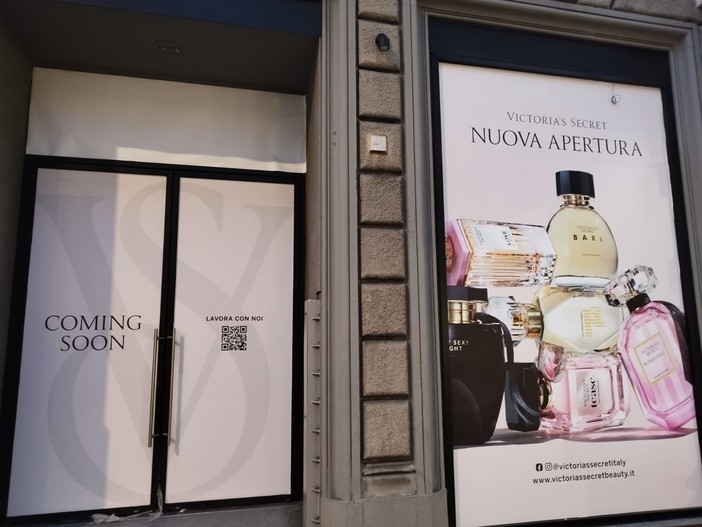 Novità nel commercio genovese, in via XX Settembre arriva Victoria's Secret