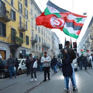 Corteo pro Pal a Milano, Hannoun telefona dopo foglio di via: &quot;Vogliono zittirmi, non mi fermo&quot;