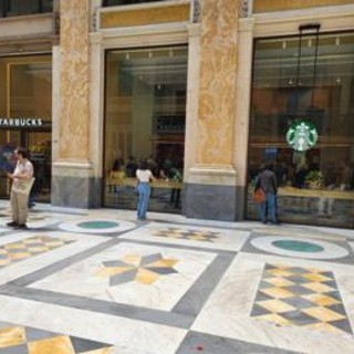 Napoli, arriva Starbucks con 30 nuovi posti di lavoro, città accoglie secondo store in Campania
