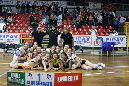 Wonder volley, la squadra under 18 femminile al primo posto del campionato regionale