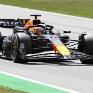 Gp Austria, Verstappen vince gara Sprint e Ferrari indietro